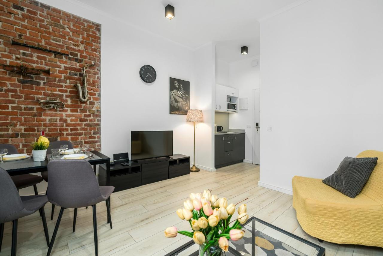 Apartments City Center Saint Wojciech By Renters Posen Exterior foto