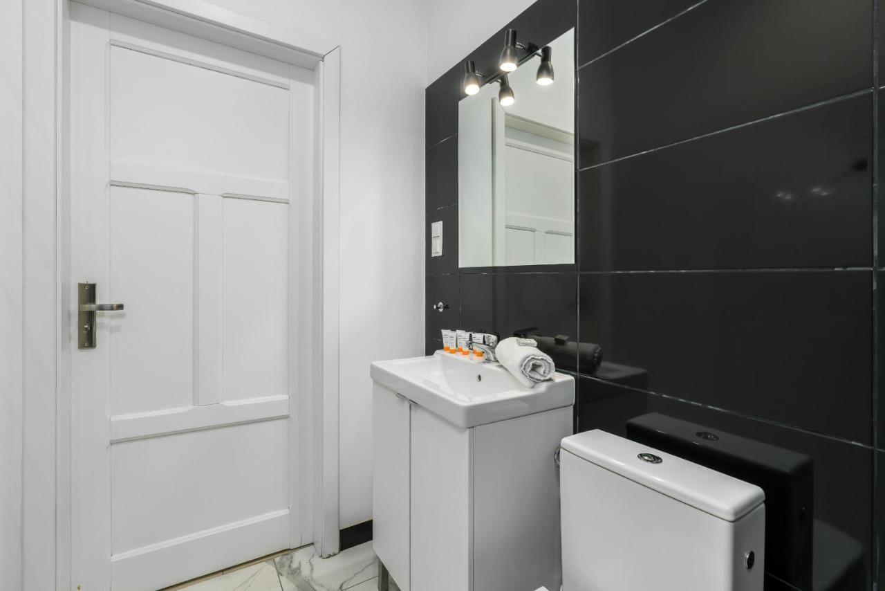 Apartments City Center Saint Wojciech By Renters Posen Exterior foto