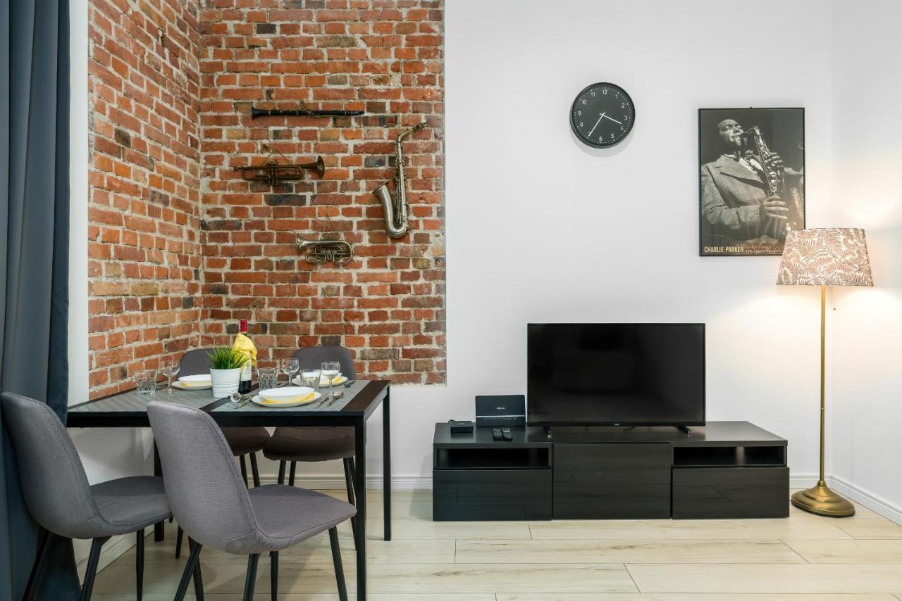 Apartments City Center Saint Wojciech By Renters Posen Exterior foto