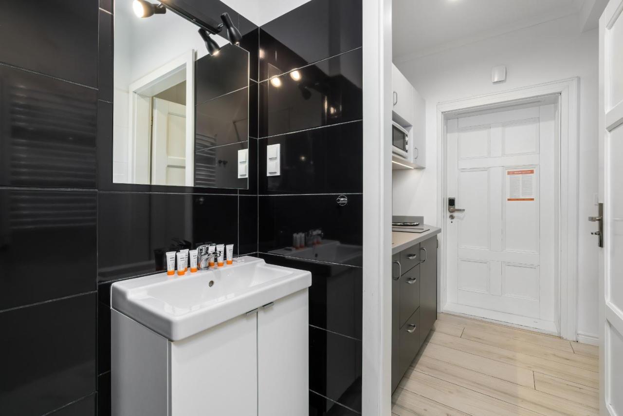 Apartments City Center Saint Wojciech By Renters Posen Exterior foto